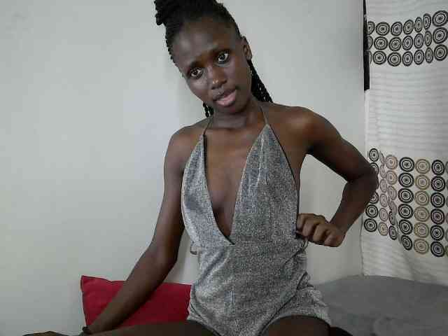 Modelo: cutemona