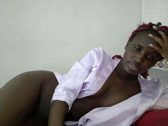 Modelo: cutemona