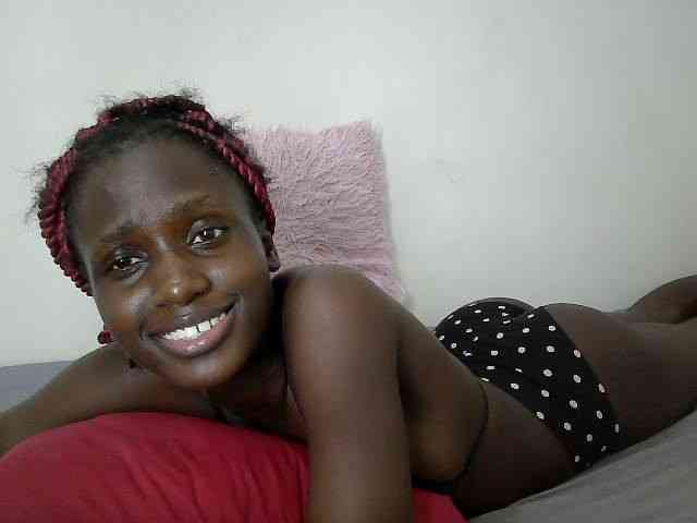 Modelo: cutemona