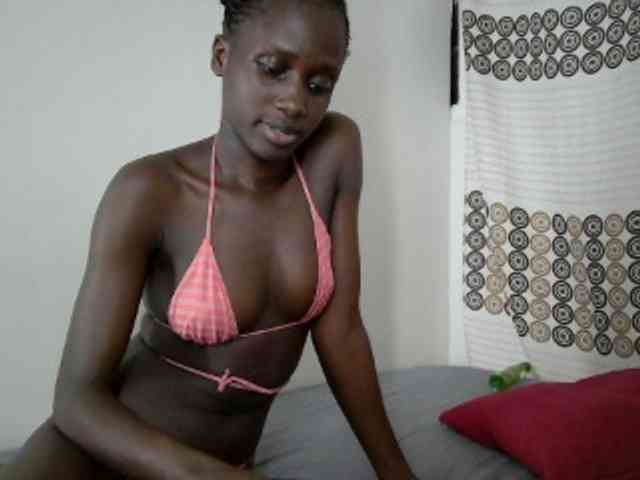 Modelo: cutemona