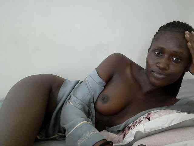 cutemona webcam