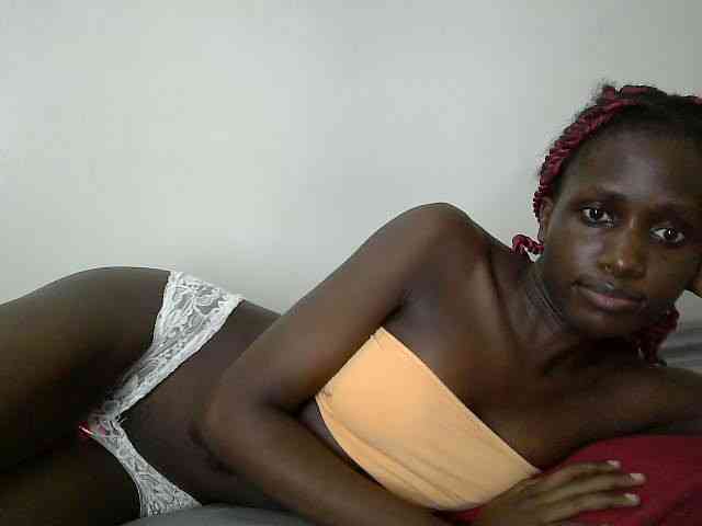 Modelo: cutemona