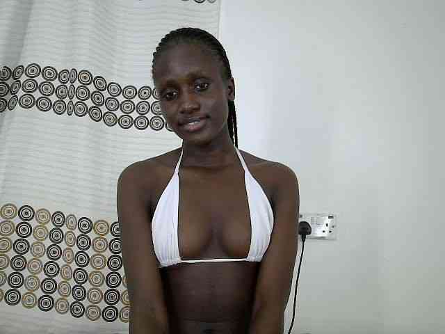 cutemona webcam