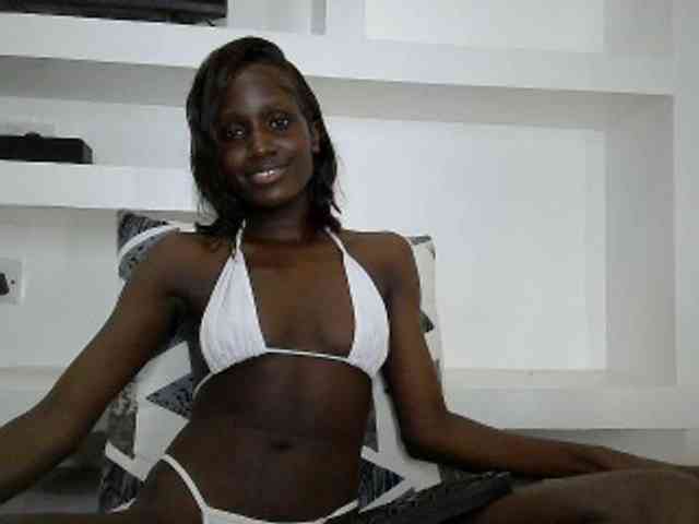 Modelo: cutemona