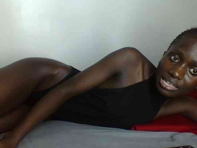 Modelo: cutemona