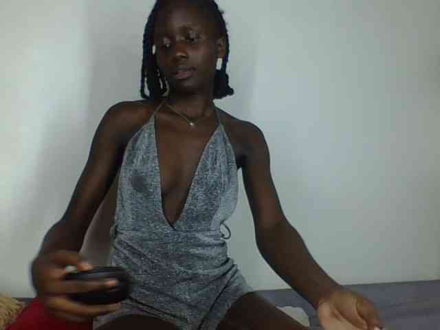 Modelo: cutemona