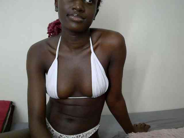 Modelo: cutemona