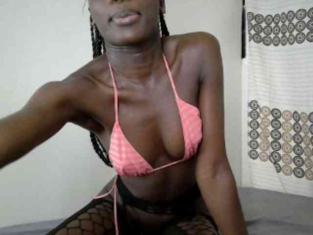 Modelo: cutemona