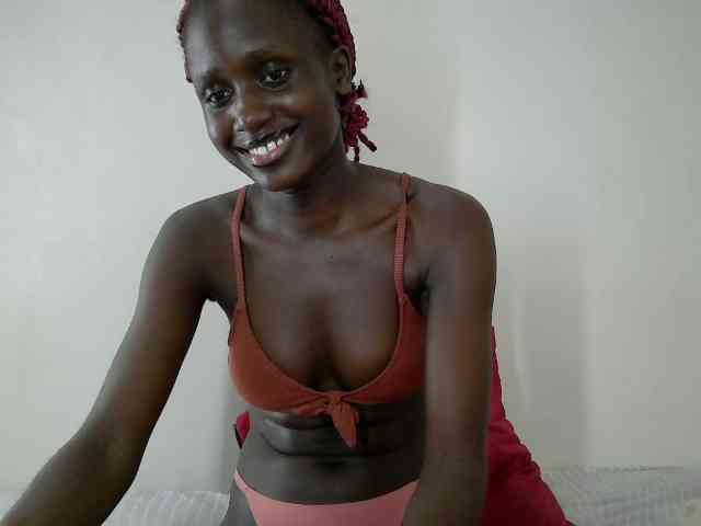 Modelo: cutemona
