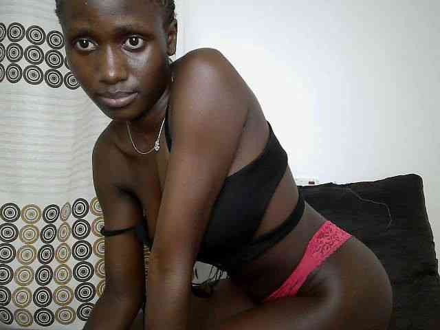 Modelo: cutemona