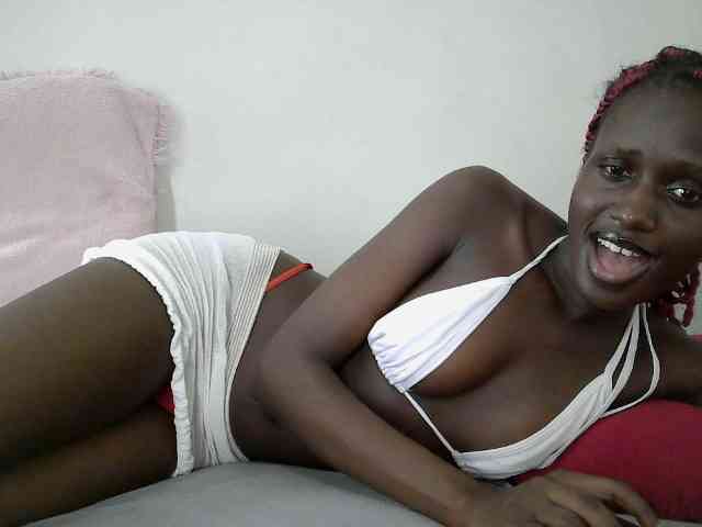Modelo: cutemona