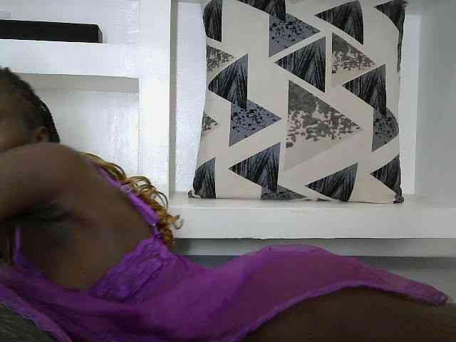 cutemona webcam