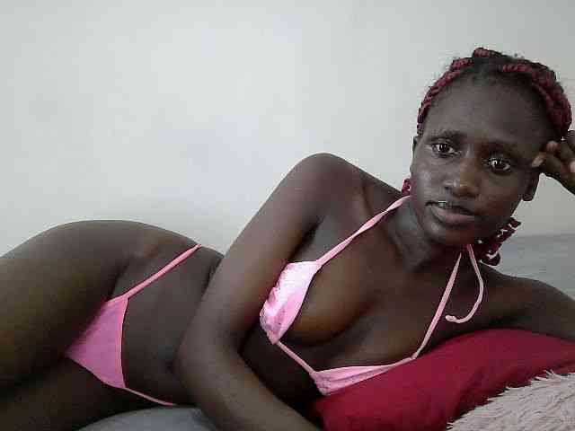 Modelo: cutemona