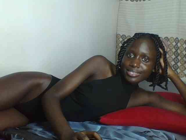 cutemona webcam