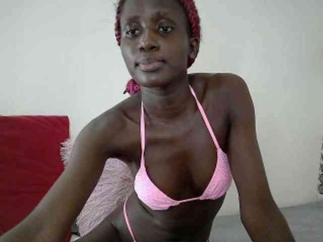 Modelo: cutemona