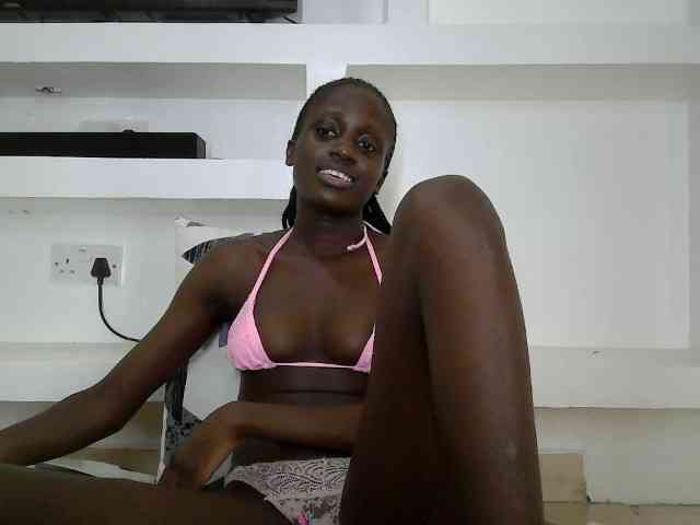 Modelo: cutemona