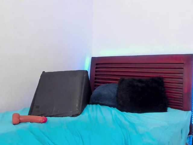 sweetafrican-squirt live cam on BongaCams