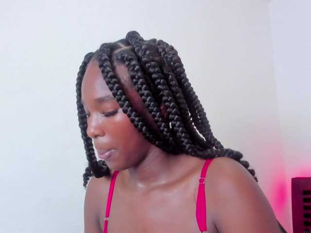 sweetafrican-squirt live cam on BongaCams