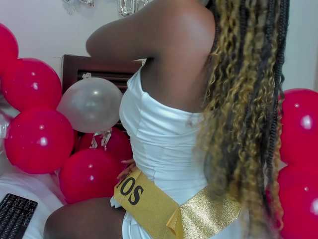 sweetafrican-squirt live cam on BongaCams