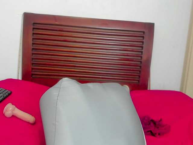 sweetafrican-squirt live cam on BongaCams