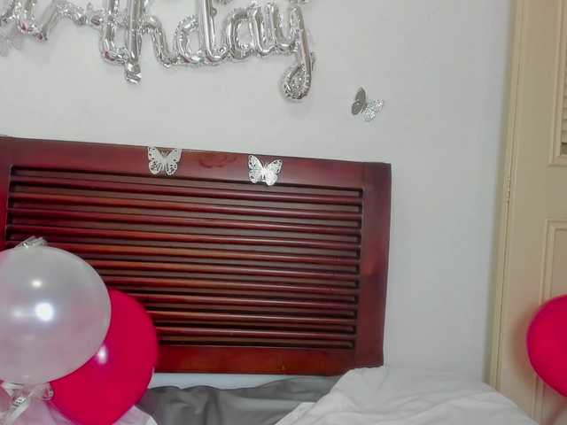 sweetafrican-squirt live cam on BongaCams