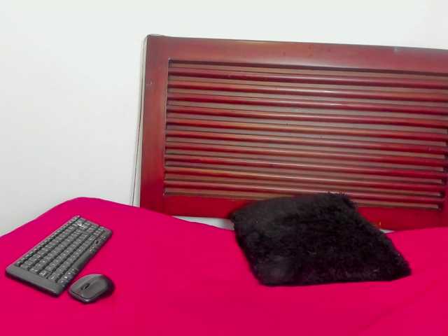 sweetafrican-squirt live cam on BongaCams