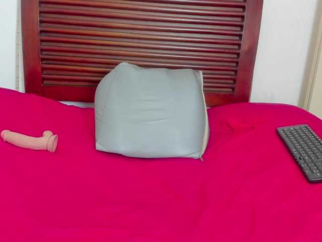 sweetafrican-squirt live cam on BongaCams