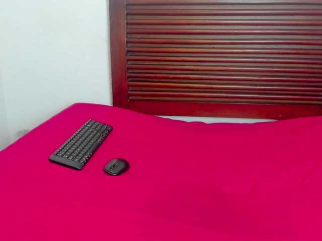 sweetafrican-squirt live cam on BongaCams