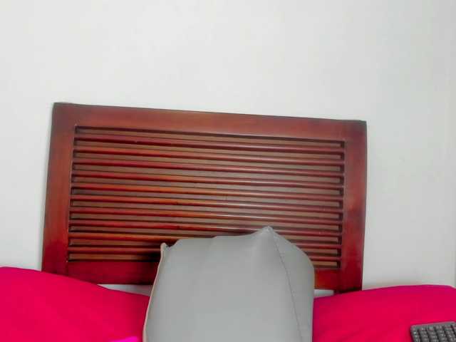 sweetafrican-squirt live cam on BongaCams