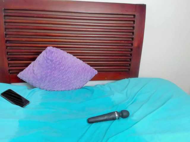 sweetafrican-squirt live cam on BongaCams