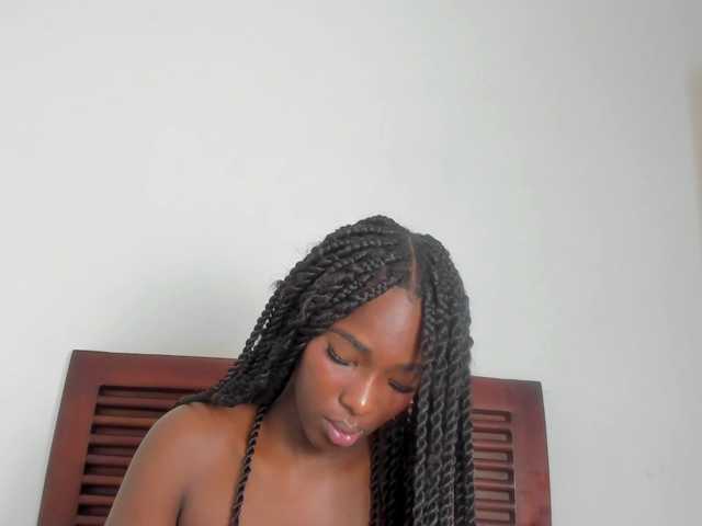 sweetafrican-squirt live cam on BongaCams