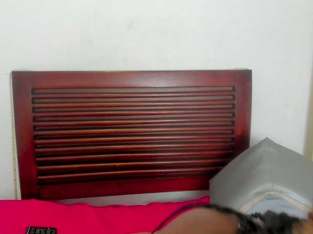 sweetafrican-squirt live cam on BongaCams