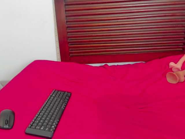 sweetafrican-squirt live cam on BongaCams