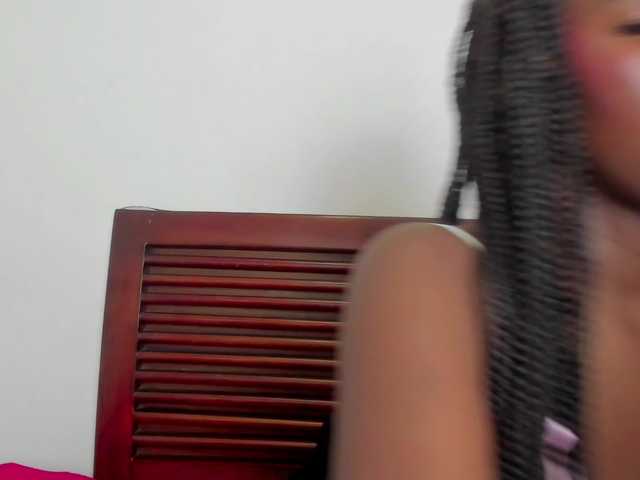 sweetafrican-squirt live cam on BongaCams
