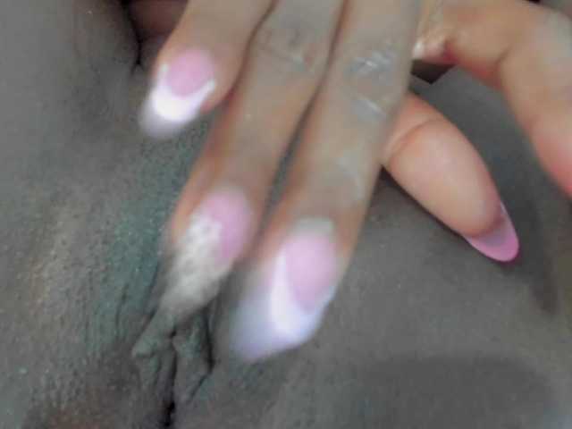 sweetafrican-squirt live cam on BongaCams