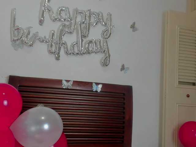sweetafrican-squirt live cam on BongaCams