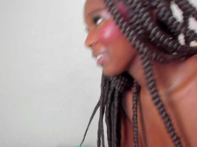 sweetafrican-squirt live cam on BongaCams