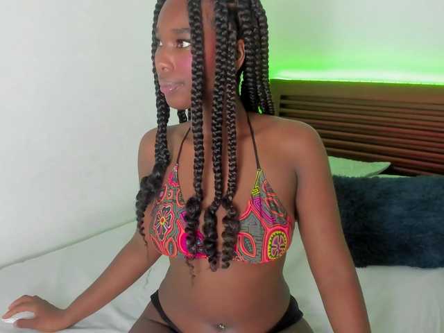 sweetafrican-squirt live cam on BongaCams