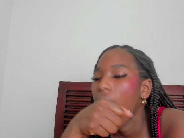 sweetafrican-squirt live cam on BongaCams