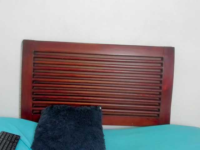 sweetafrican-squirt live cam on BongaCams