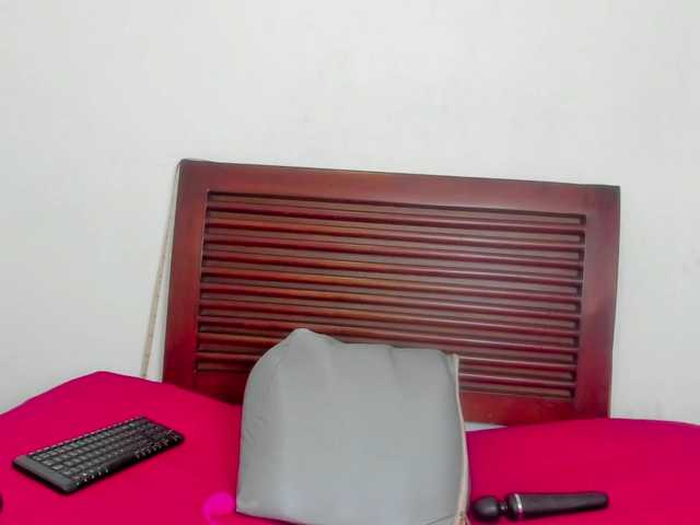 sweetafrican-squirt live cam on BongaCams