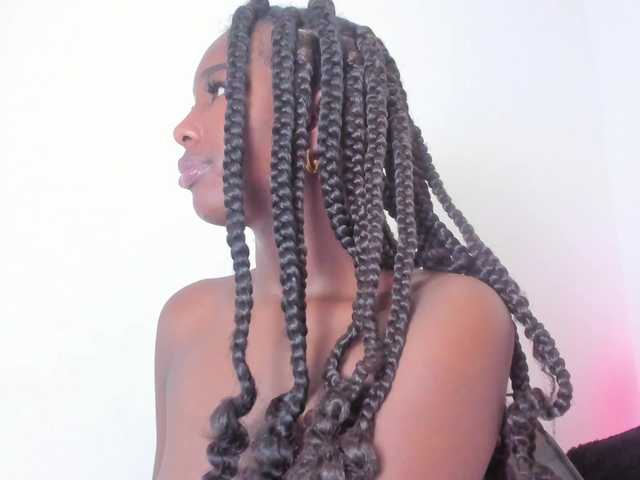 sweetafrican-squirt live cam on BongaCams