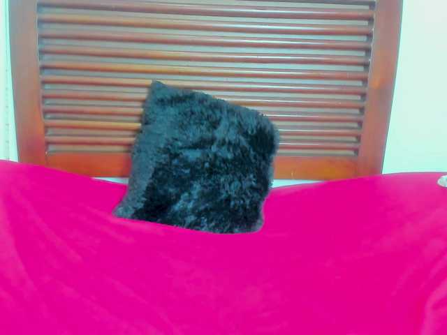 sweetafrican-squirt live cam on BongaCams