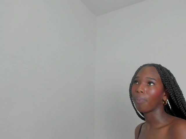 sweetafrican-squirt live cam on BongaCams