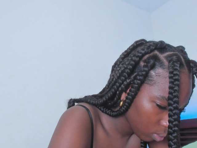 sweetafrican-squirt live cam on BongaCams