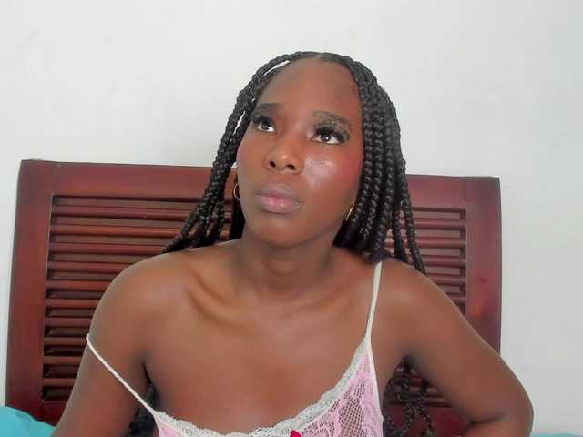 sweetafrican-squirt live cam on BongaCams