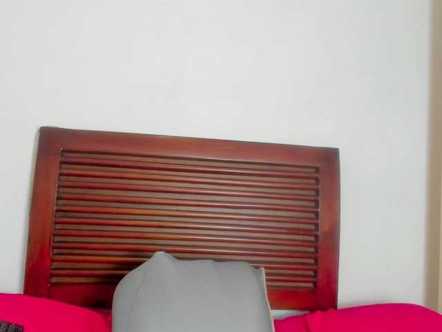 sweetafrican-squirt live cam on BongaCams