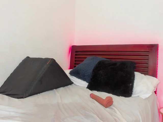 sweetafrican-squirt live cam on BongaCams