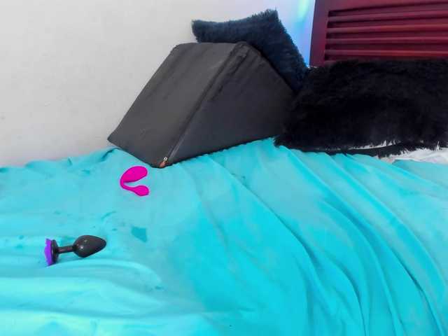 sweetafrican-squirt live cam on BongaCams
