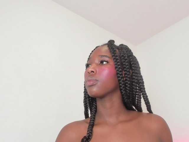 sweetafrican-squirt live cam on BongaCams